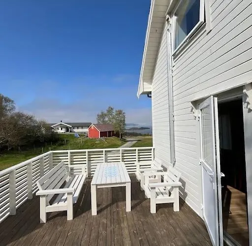 Ferienhaus Og Naust I Idylliske Omstendigheter